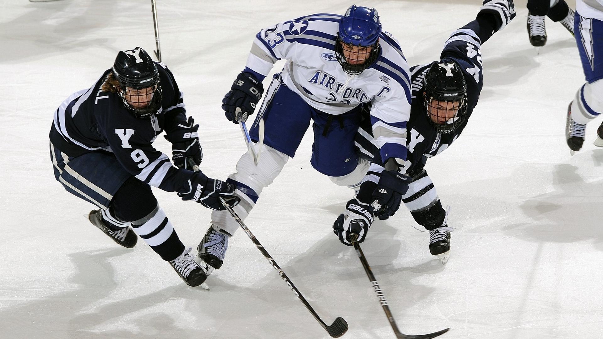 中秋佳节绿茵盛宴！海港主场迎战深圳新鹏城，9月6日午间开票引爆球迷热潮
