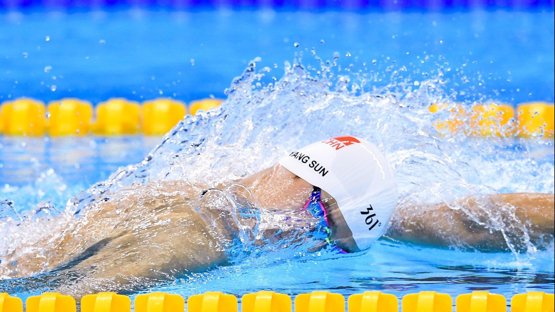 【早报】鸟叔打着三份工！劳动人民最光荣！